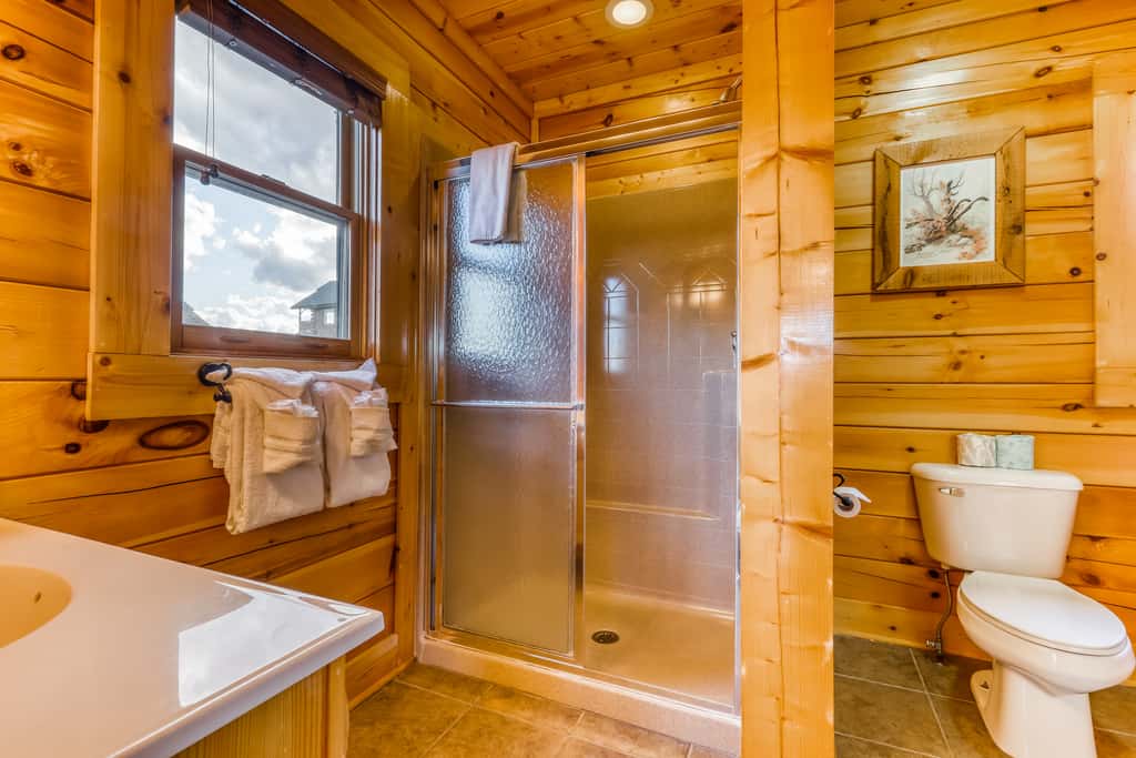 Charming Log cabin, Sleeps 6・Game Room・Hot Tub
