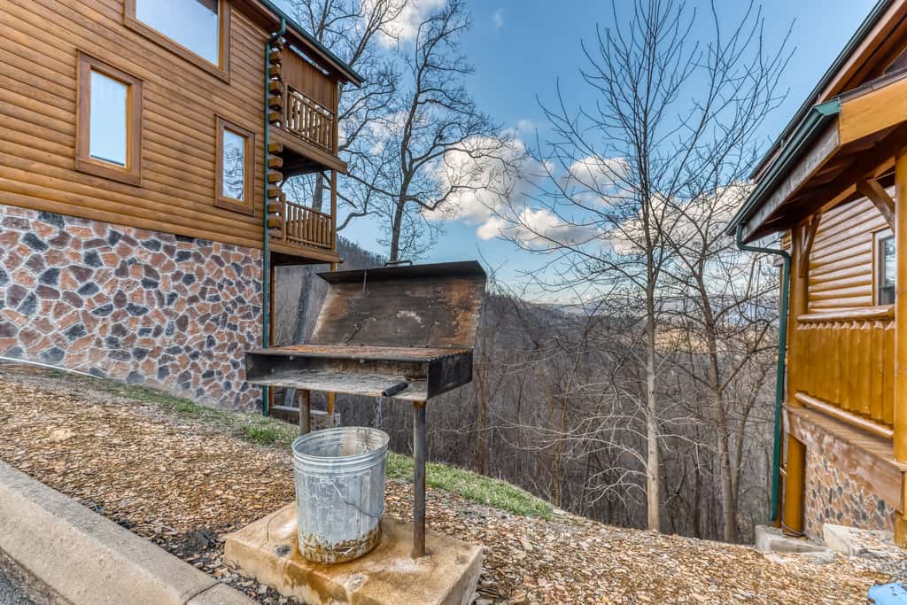Charming Log cabin, Sleeps 6・Game Room・Hot Tub