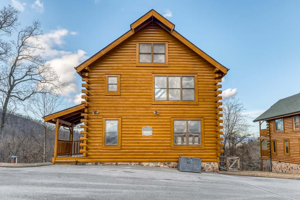 Charming Log cabin, Sleeps 6・Game Room・Hot Tub