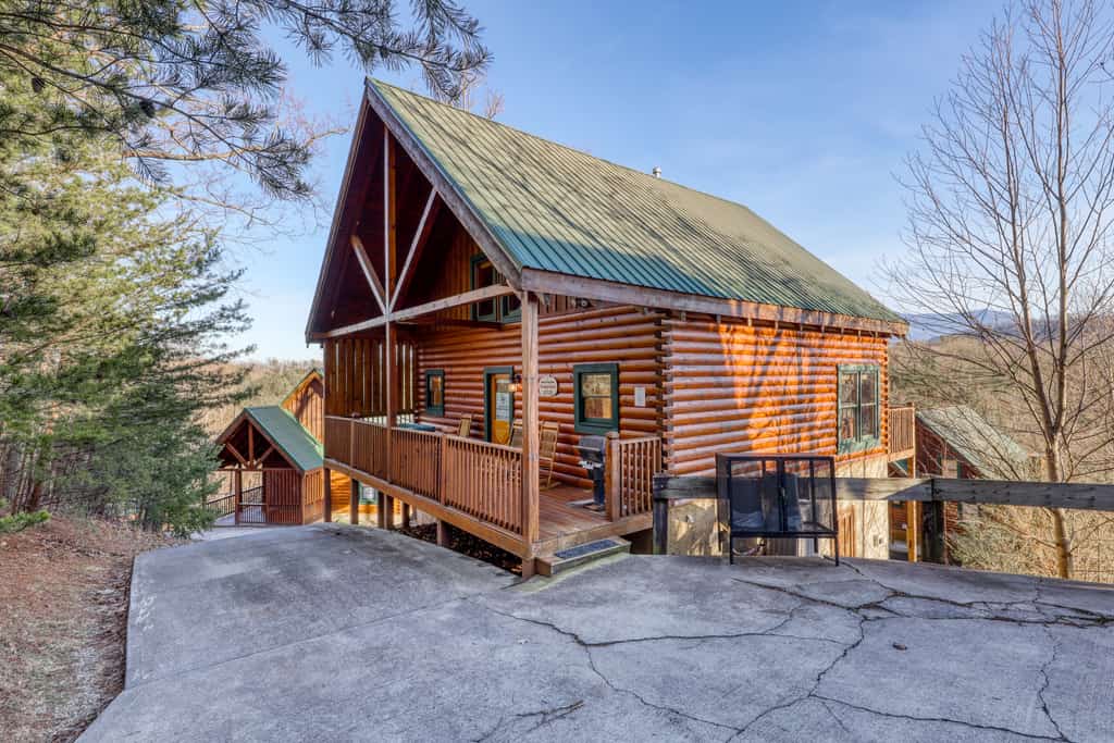 Stunning Cabin, Sleeps 4, N Rolling Hills, Hot Tub