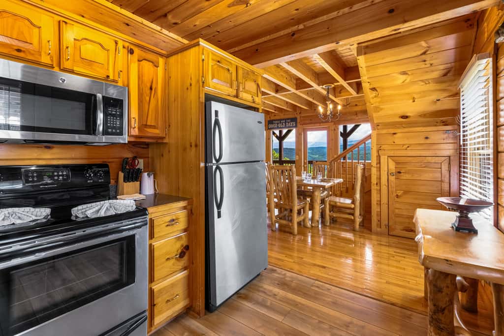 Panoramic Mtn View Getaway・Hot tub・Game Loft・Grill