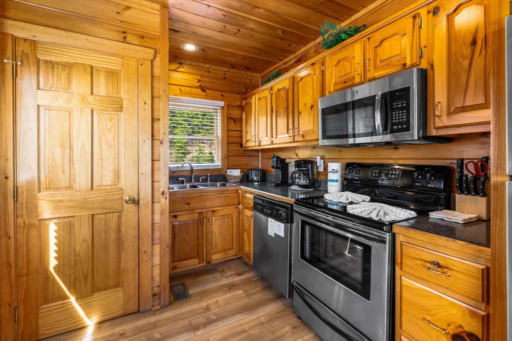 Panoramic Mtn View Getaway・Hot tub・Game Loft・Grill