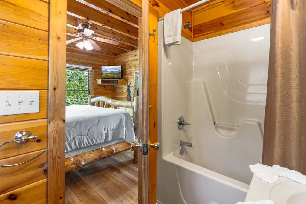 Panoramic Mtn View Getaway・Hot tub・Game Loft・Grill