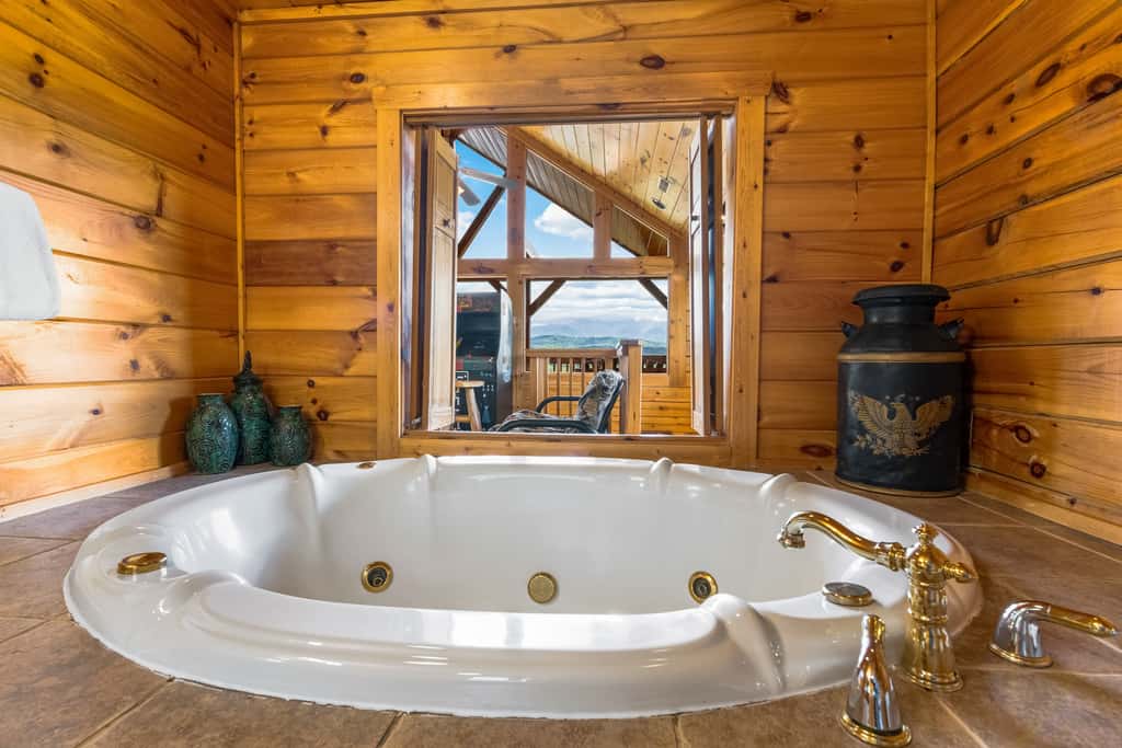 Panoramic Mtn View Getaway・Hot tub・Game Loft・Grill