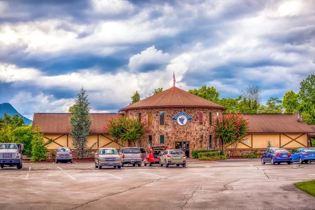 Panoramic Mtn View Getaway・Hot tub・Game Loft・Grill