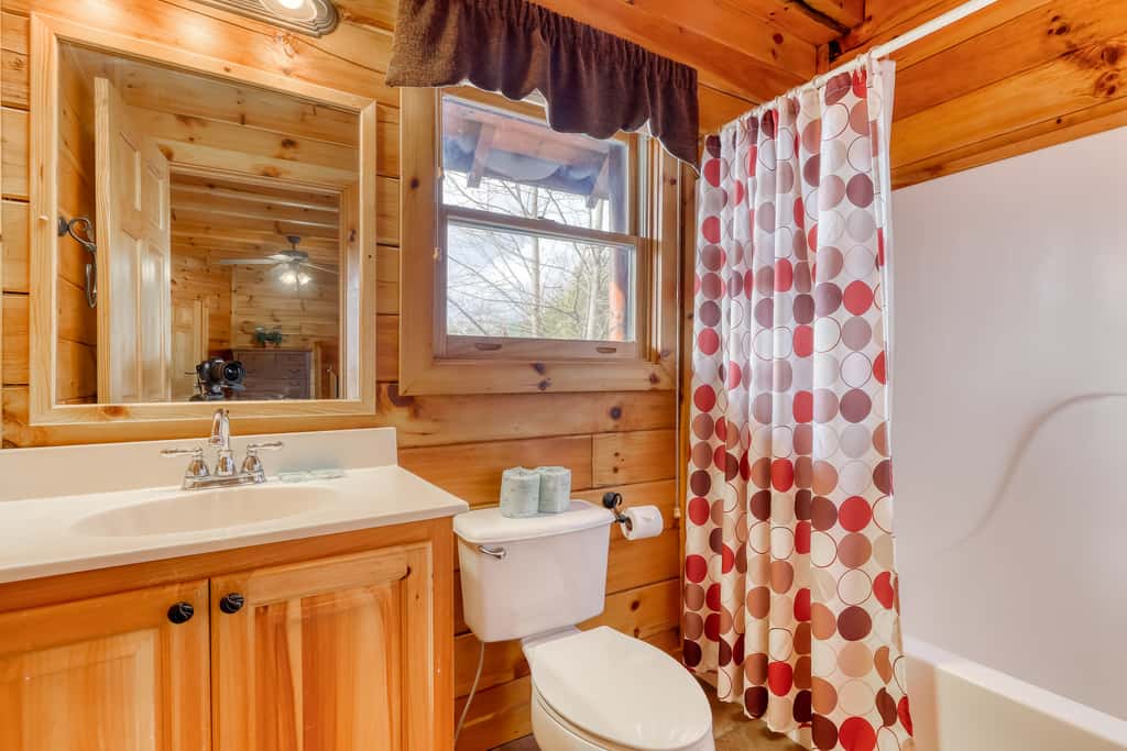 Welcoming Cabin, Sleep 4・Hot Tub・Pool・Amazing View