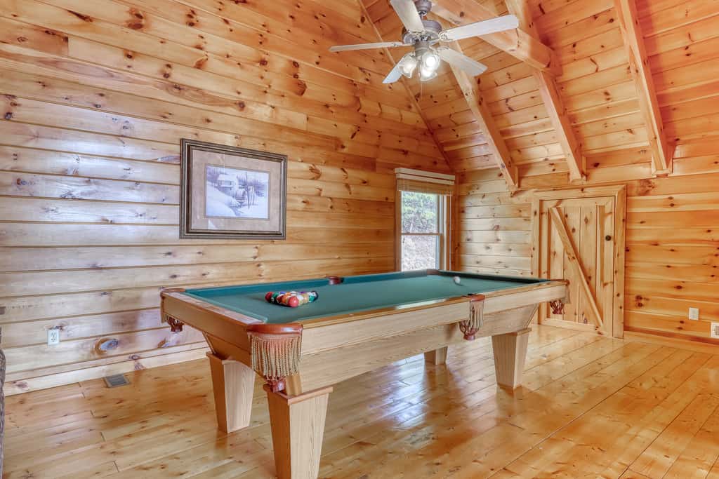 Welcoming Cabin, Sleep 4・Hot Tub・Pool・Amazing View