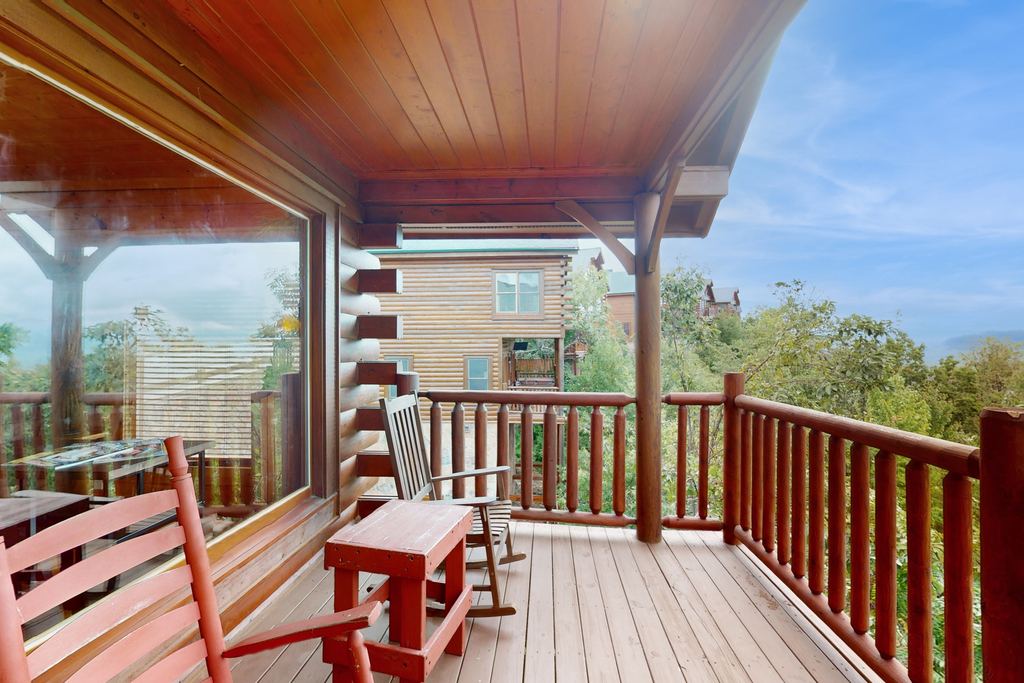 Cozy Log Cabin, Sleeps 4・Hot Tub・Amazing Mtn Views