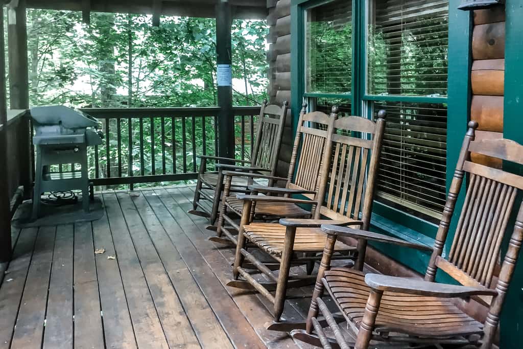 1.9 Mi to Parkway・Rustic Getaway・Hot Tub・Dog Ok!