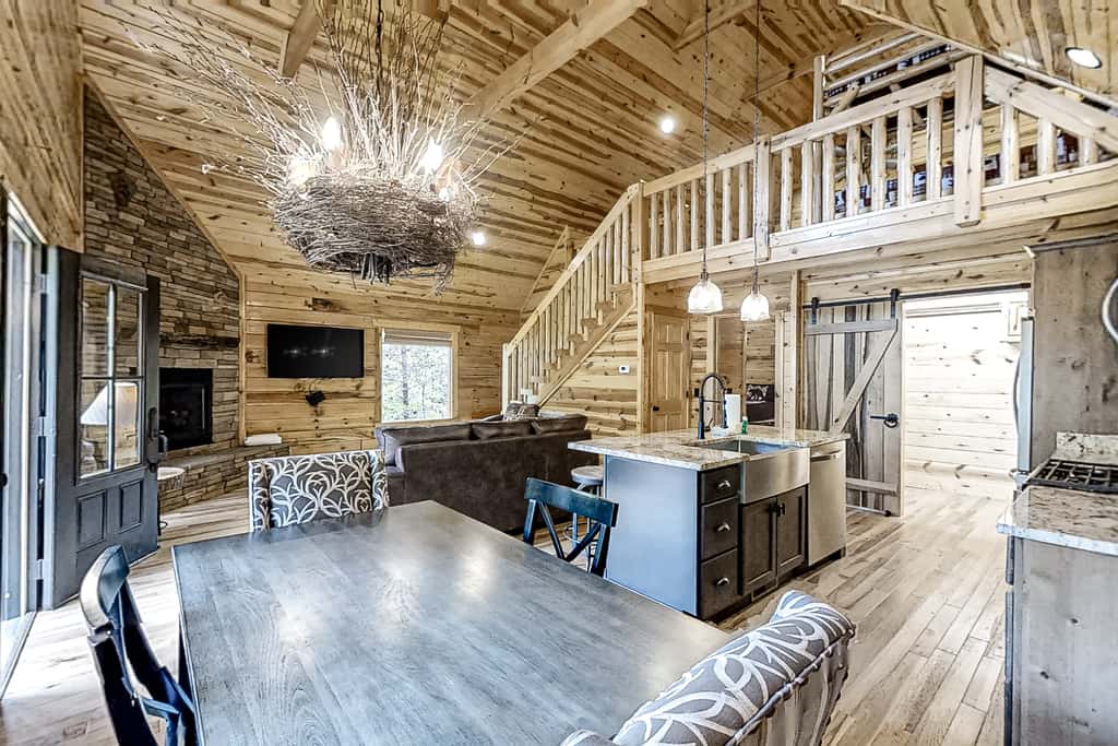 Family-Friendly Smoky Mtn Retreat・Hot Tub・Views