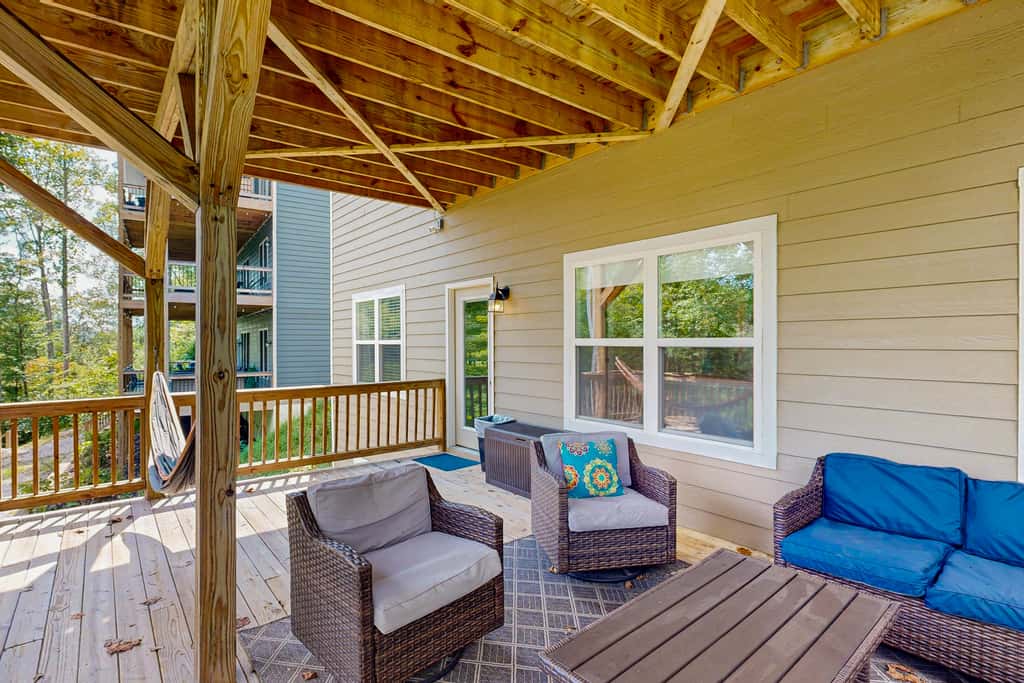 Stunning Lakeview Home・Game Room・Dock・Hot Tub