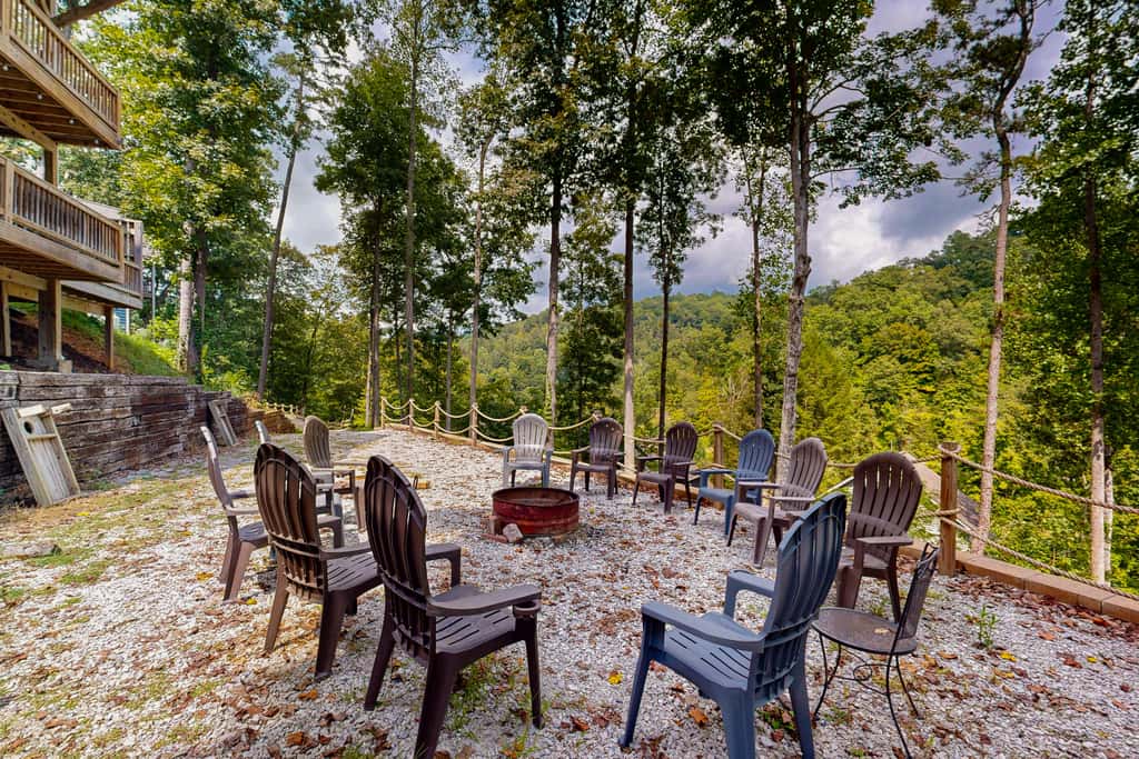 Stunning Lakeview Home・Game Room・Dock・Hot Tub