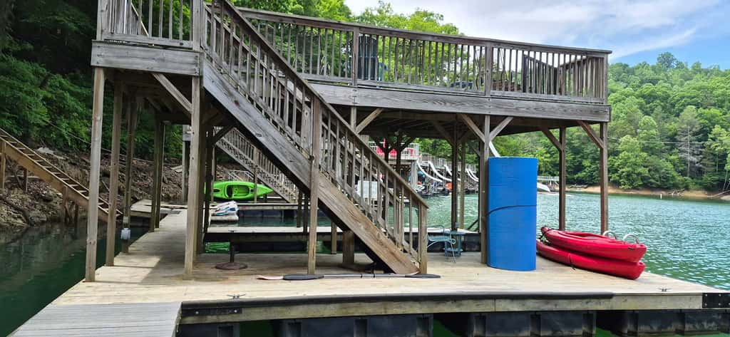 Stunning Lakeview Home・Game Room・Dock・Hot Tub