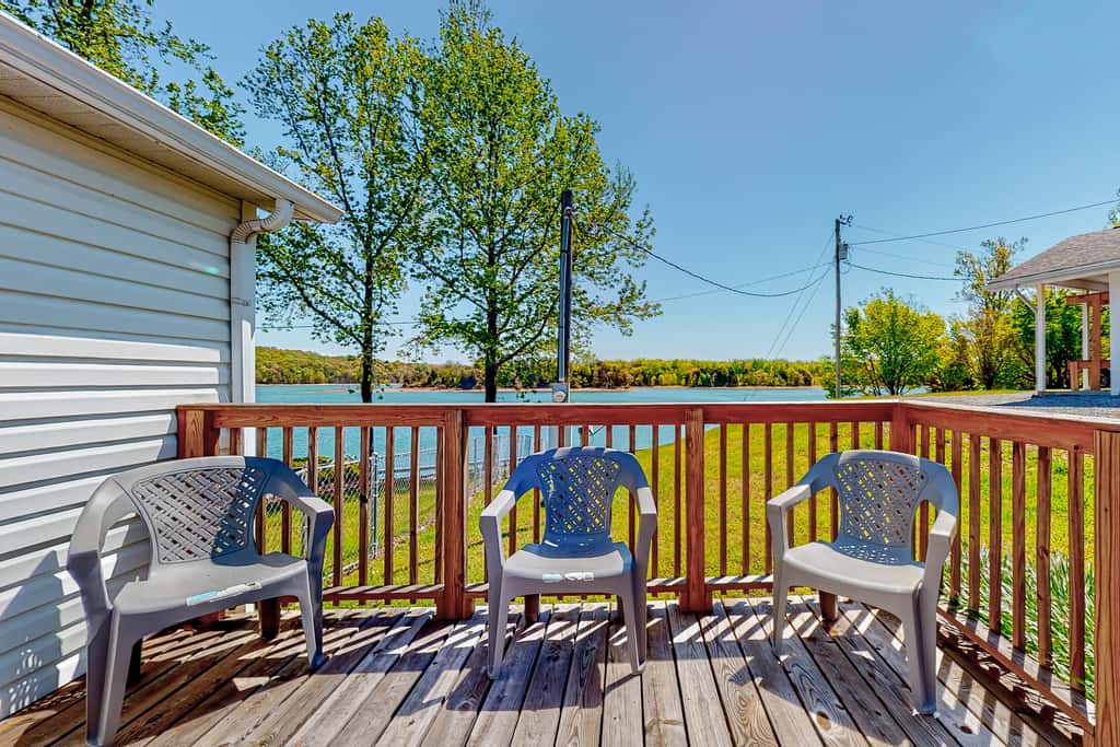 Riverfront Stay, Sleeps 6, Fire pit, Water View