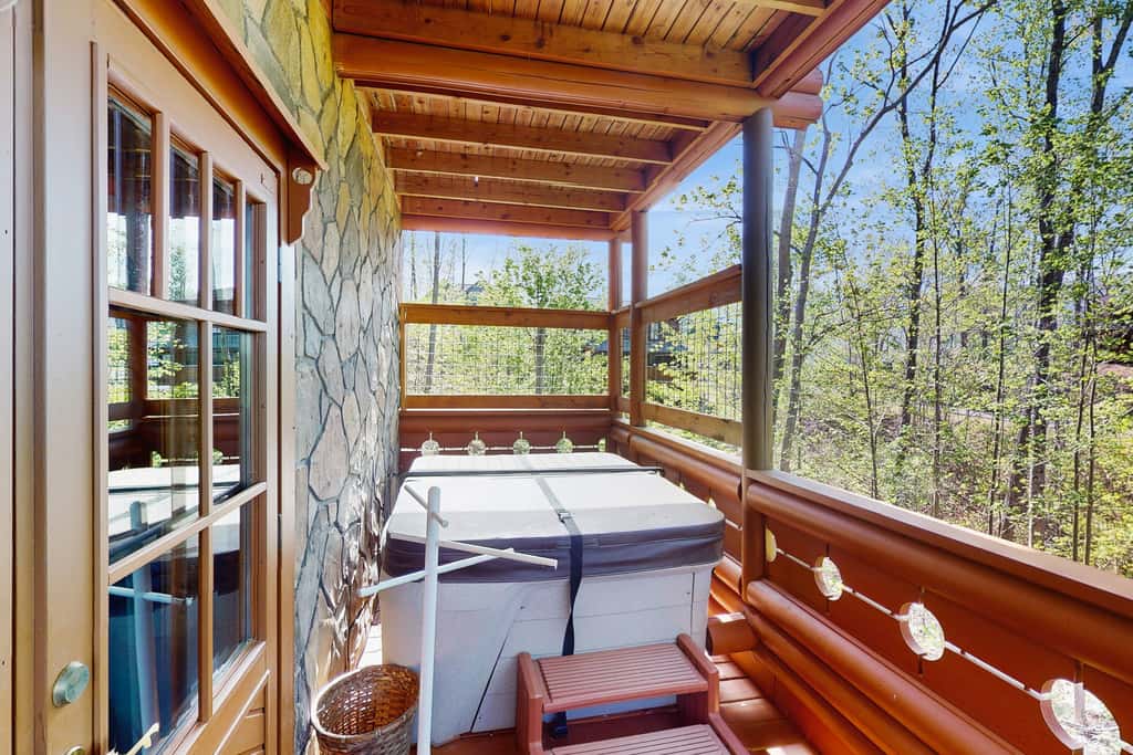 Quiet Gatlinburg Retreat・Hot tub・Fireplace・Pool