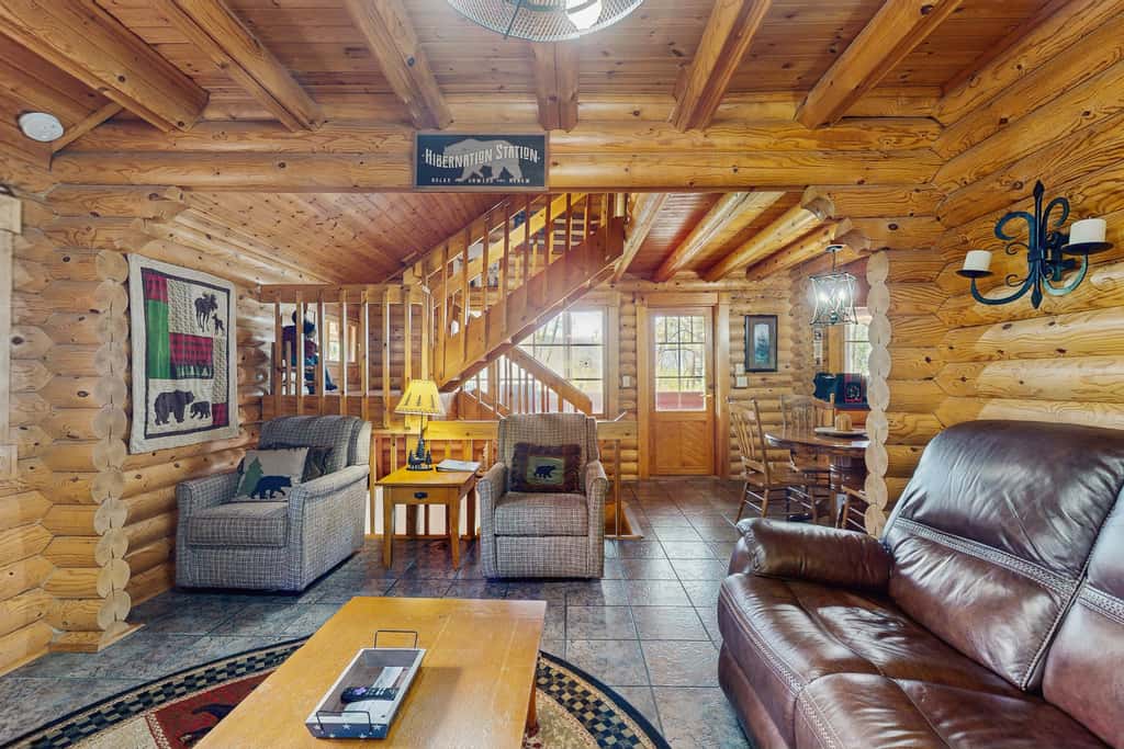 Quiet Gatlinburg Retreat・Hot tub・Fireplace・Pool