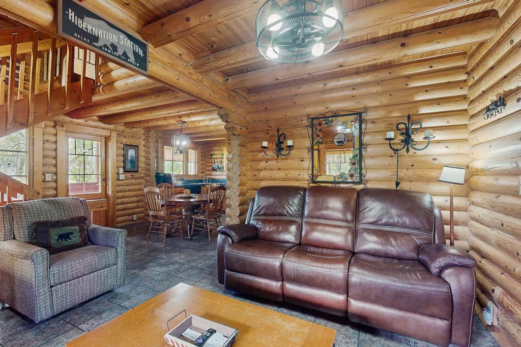 Quiet Gatlinburg Retreat・Hot tub・Fireplace・Pool