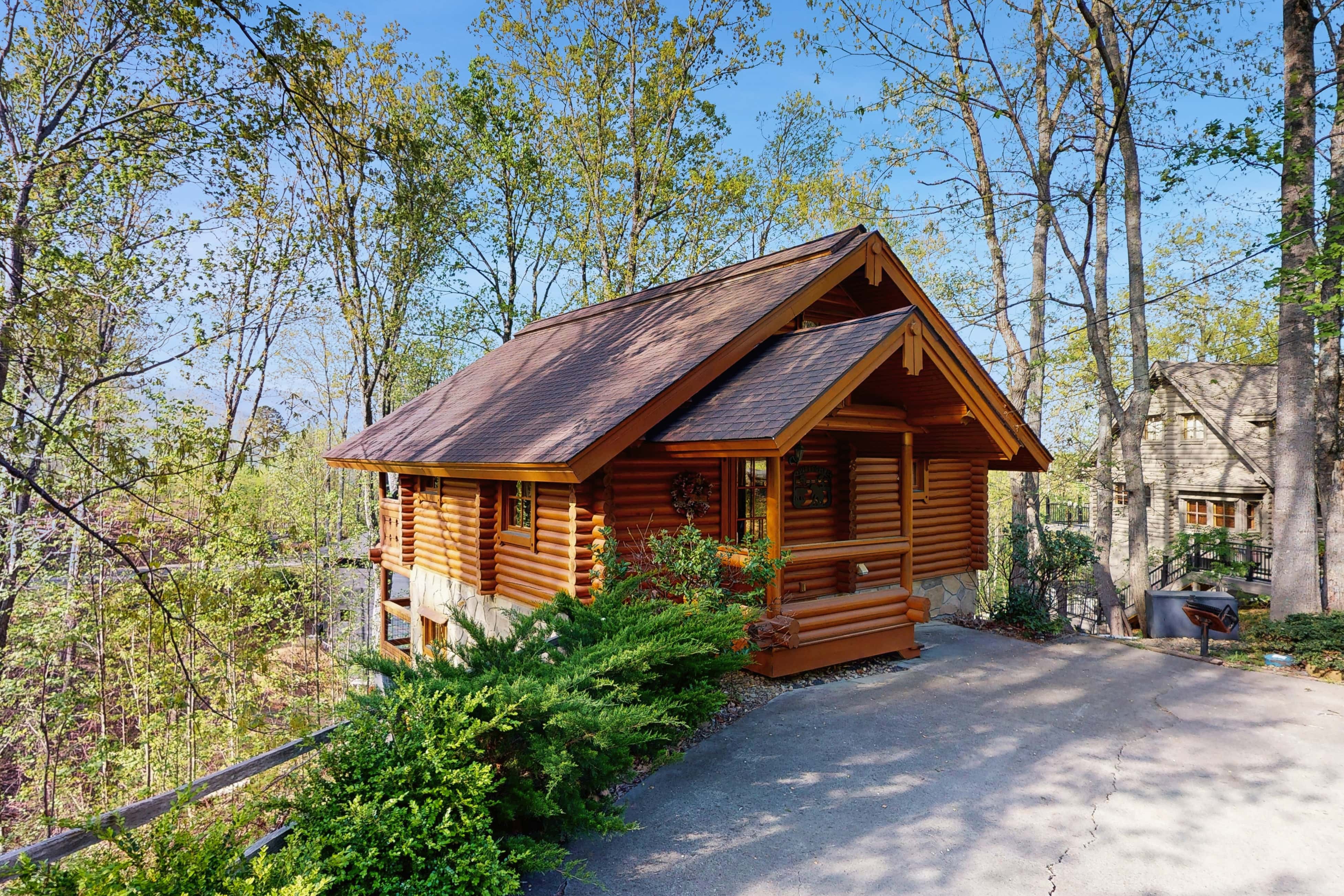 Quiet Gatlinburg Retreat・Hot tub・Fireplace・Pool