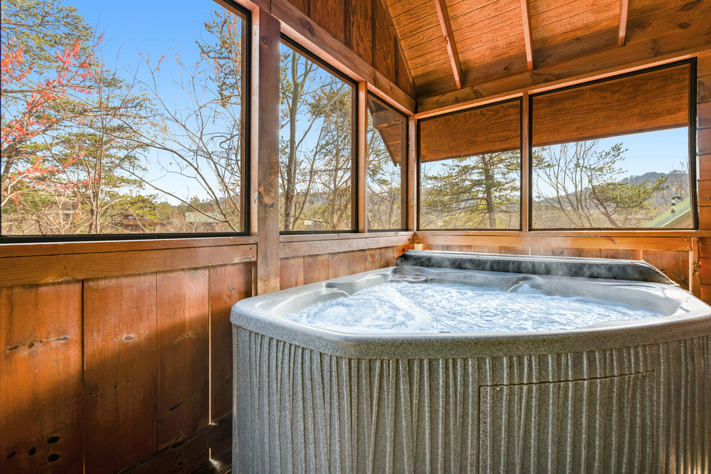 0.7 Mi to DT Pigeon Forge・Dog Ok Stay・Hot Tub・Pool