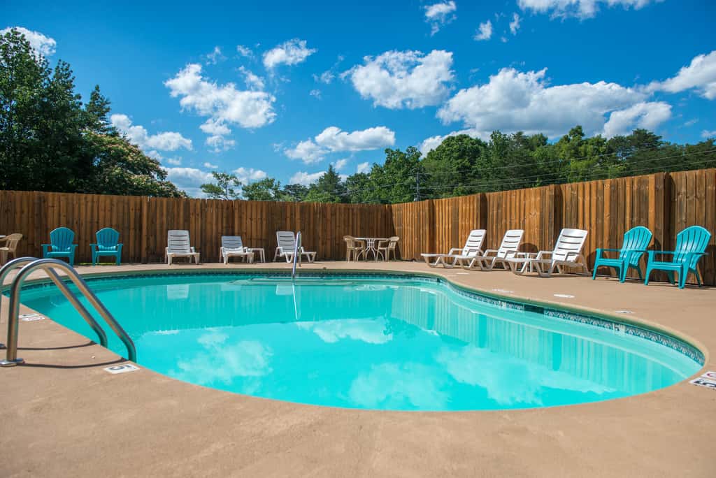 0.7 Mi to DT Pigeon Forge・Dog Ok Stay・Hot Tub・Pool
