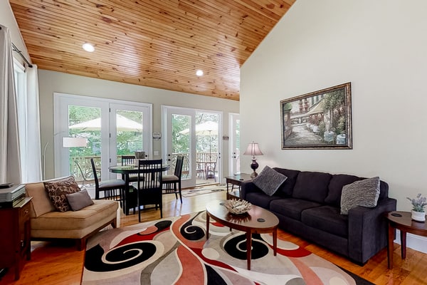 Charming Lakefront Home with Private Covered Dock, Sleep 12