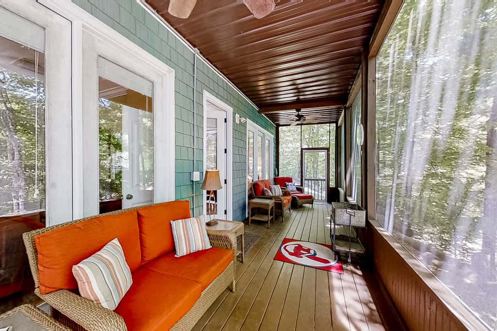 Charming Lakefront Home with Seasonal Private Covered Dock