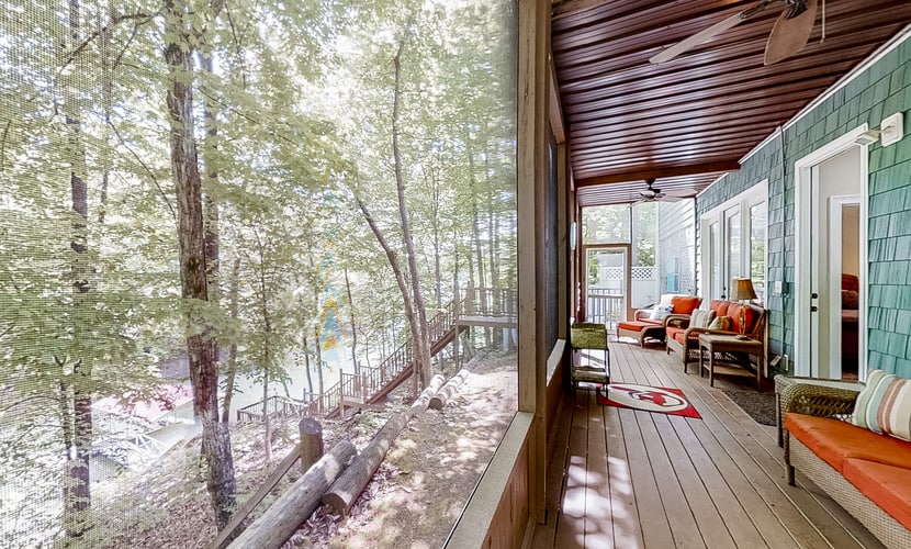 Charming Lakefront Home with Seasonal Private Covered Dock