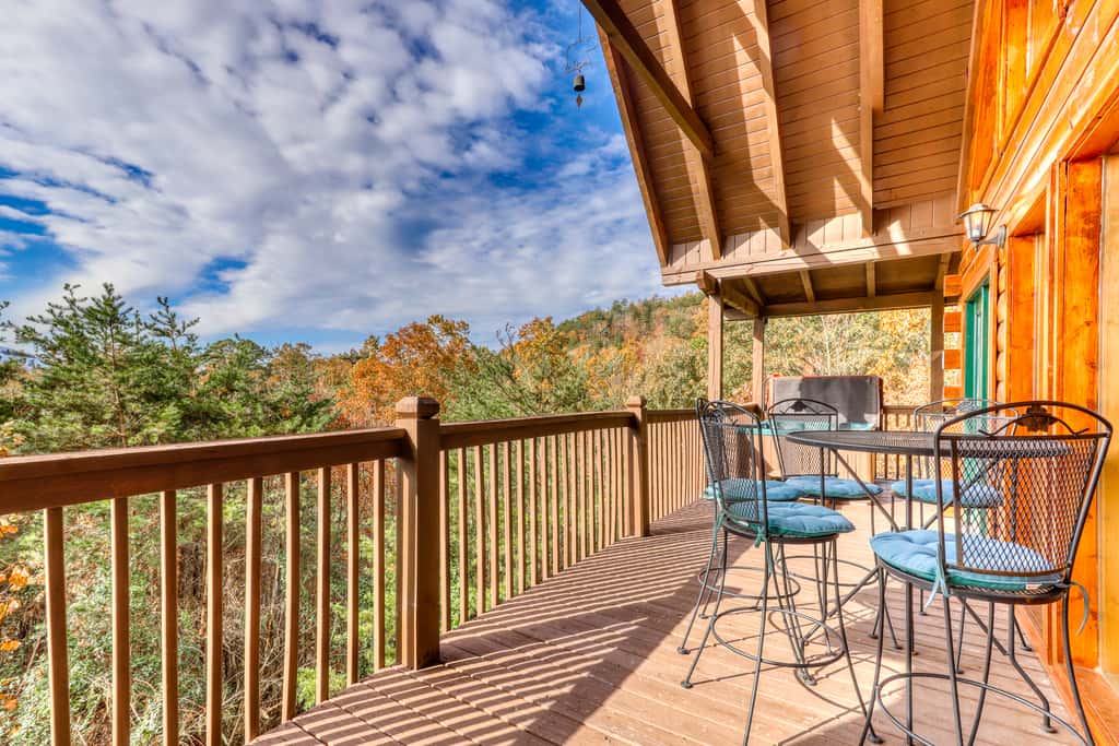 Spacious, Dog Welcome Cabin, Sleeps 8・Mtn Views