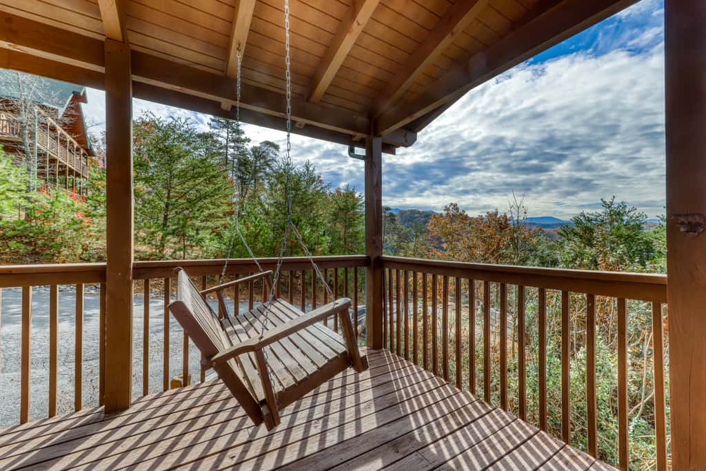 Spacious, Dog Welcome Cabin, Sleeps 8・Mtn Views