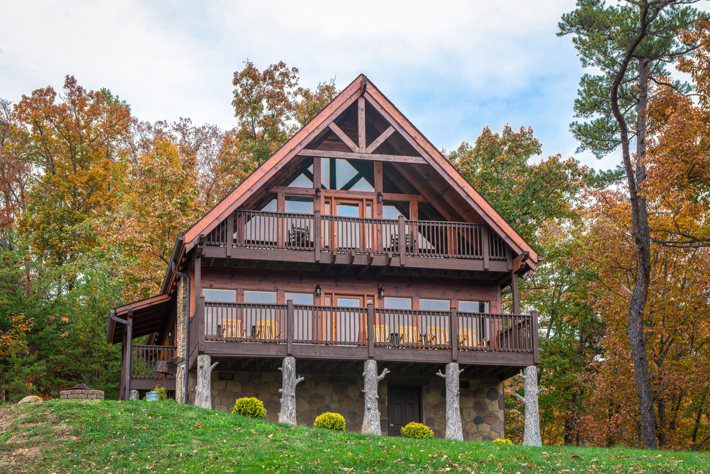 Log Mtn Escape ・Stunning Views・Deck・Firepit・Games
