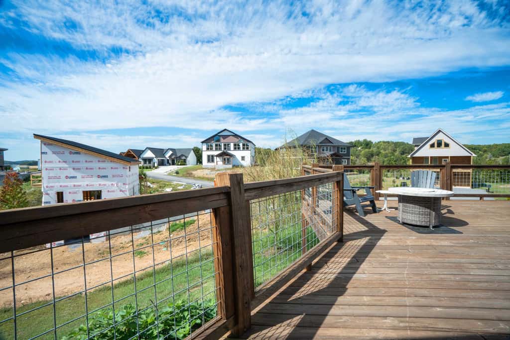 Huge View Deck, Game Room Fun, Fire pit Evenings