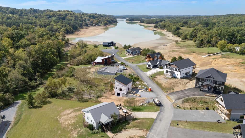 Huge View Deck, Game Room Fun, Fire pit Evenings