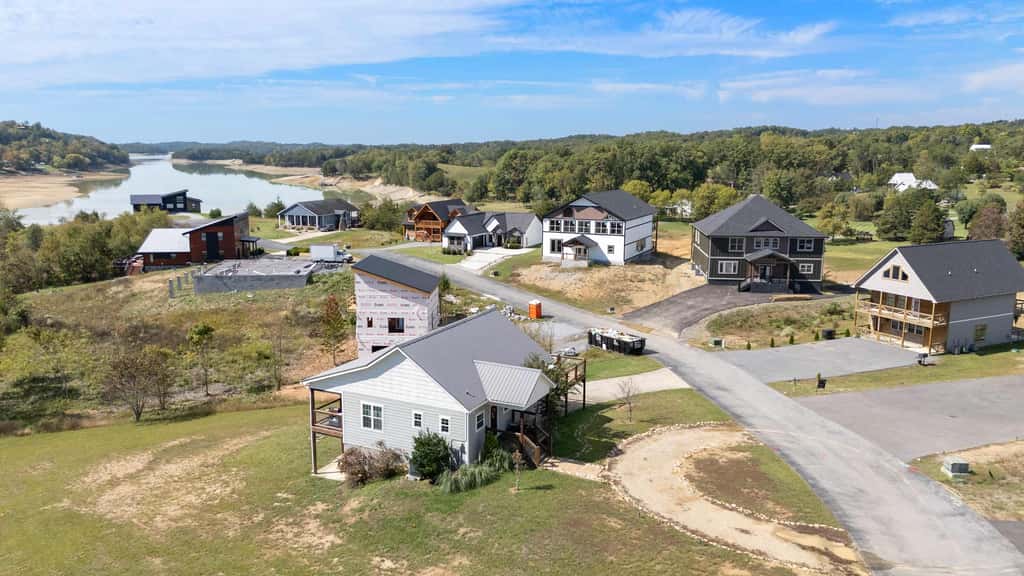 Huge View Deck, Game Room Fun, Fire pit Evenings