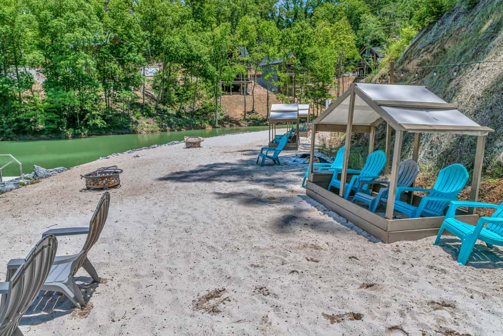 Brand New Cabin Overlooking Douglas Lake・Hot Tub
