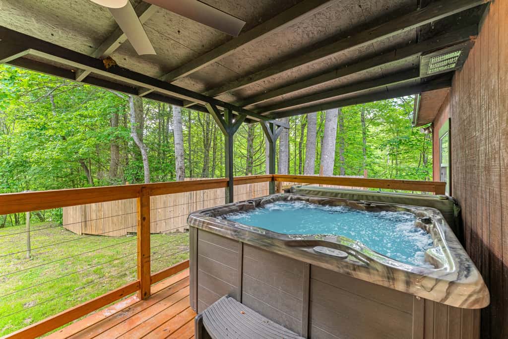 Dog OK! Gatlinburg Cabin, Hot Tub, Mountain View