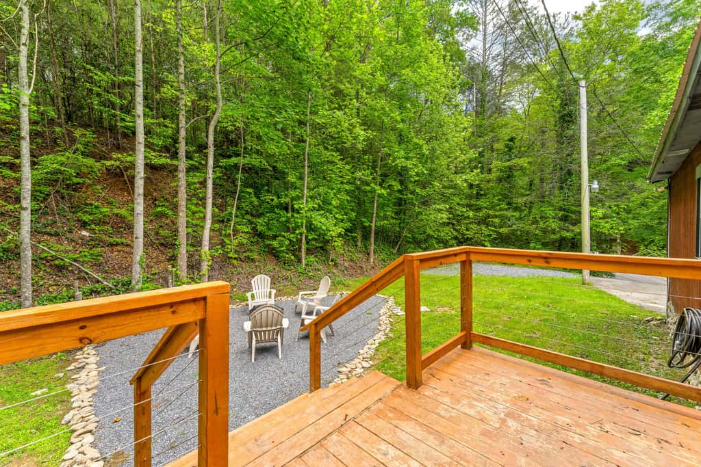 Dog OK! Gatlinburg Cabin, Hot Tub, Mountain View