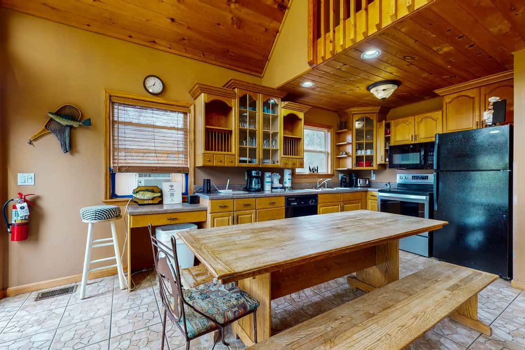 Lakefront Cabin Escape・Hot Tub・Fire pit・Game Room