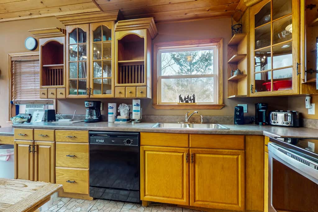 Lakefront Cabin Escape・Hot Tub・Fire pit・Game Room