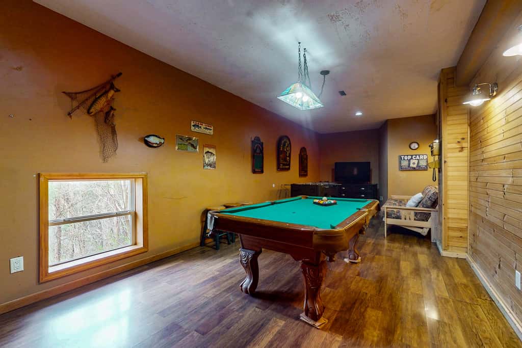 Lakefront Cabin Escape・Hot Tub・Fire pit・Game Room