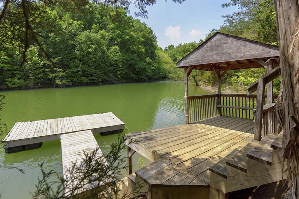 Lakefront Cabin Escape・Hot Tub・Fire pit・Game Room