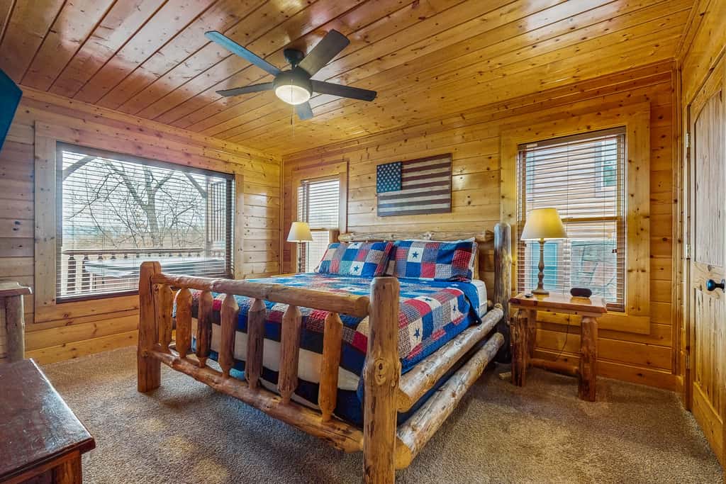 Lovely Cabin, Sleep 6・Hot Tub・Mtn View・Pool Access
