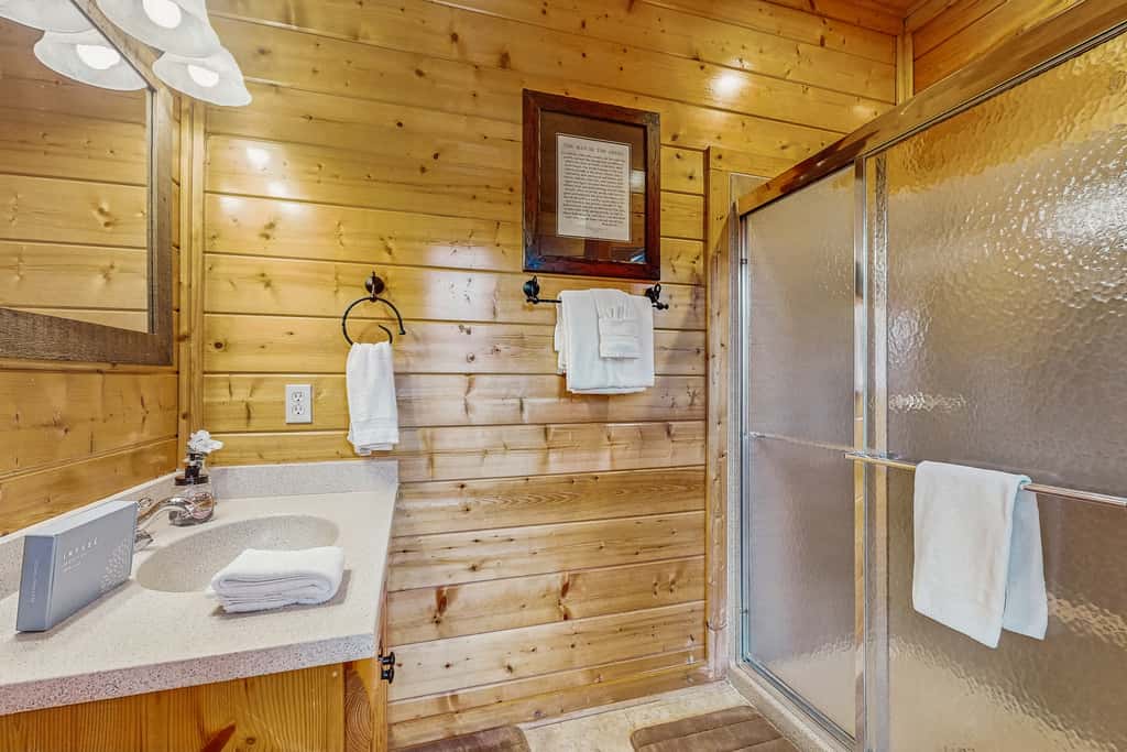 Lovely Cabin, Sleep 6・Hot Tub・Mtn View・Pool Access