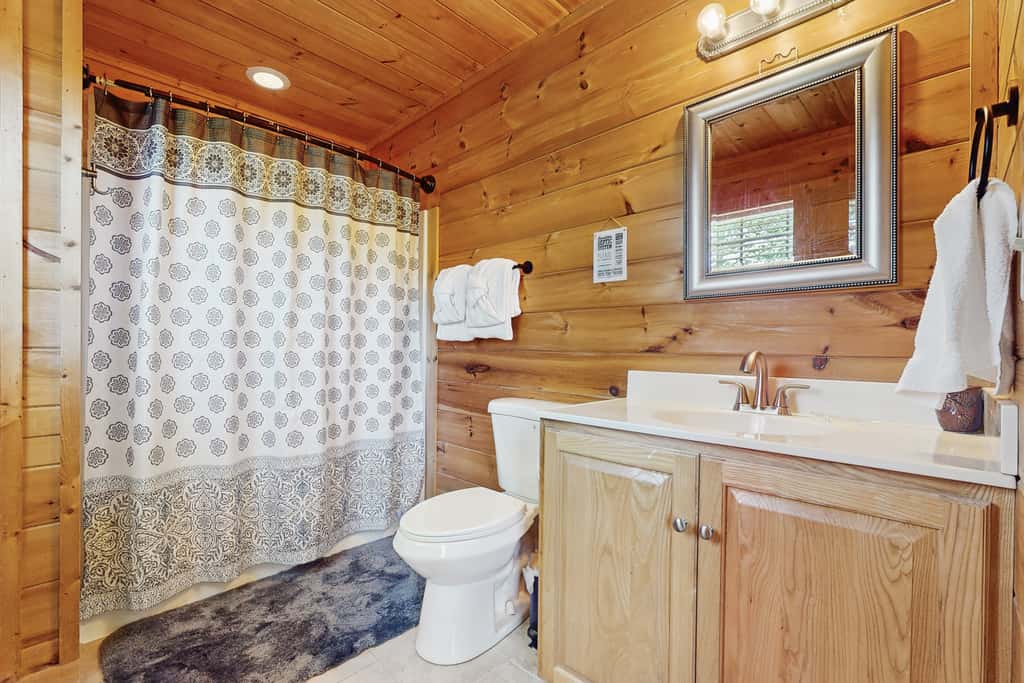 Tranquil Cabin W Hot Tub・Boat / Motorcycle Parking