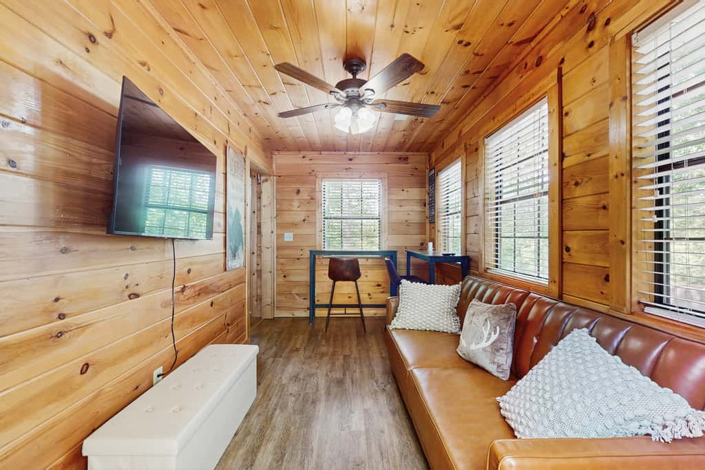 Tranquil Cabin W Hot Tub・Boat / Motorcycle Parking