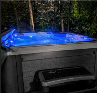 Tranquil Cabin W Hot Tub・Boat / Motorcycle Parking