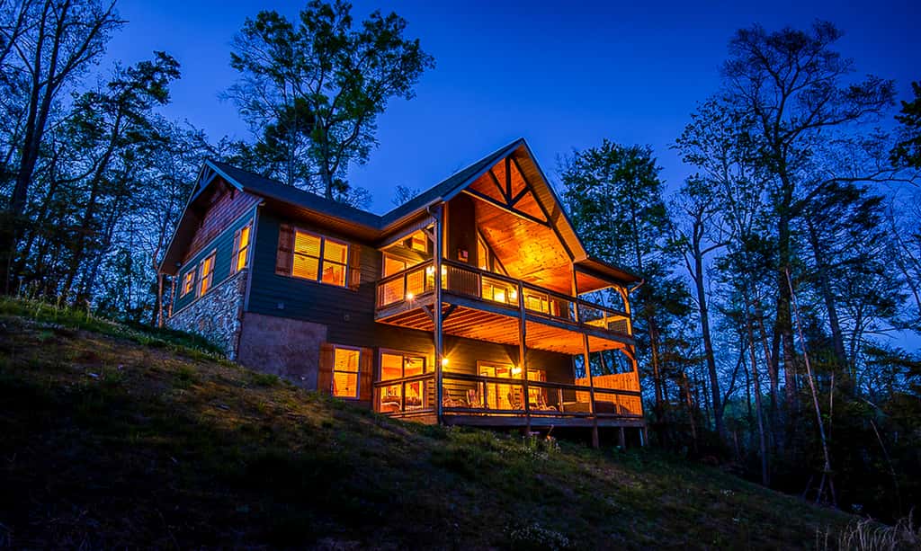 Luxe Mtn View Cabin, Sleeps 10, Hot Tub, Game Room