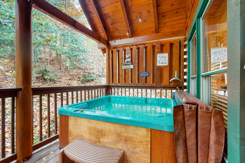 3.5 Mi to DT Pigeon Forge・Dog Ok! Getaway・Hot Tub