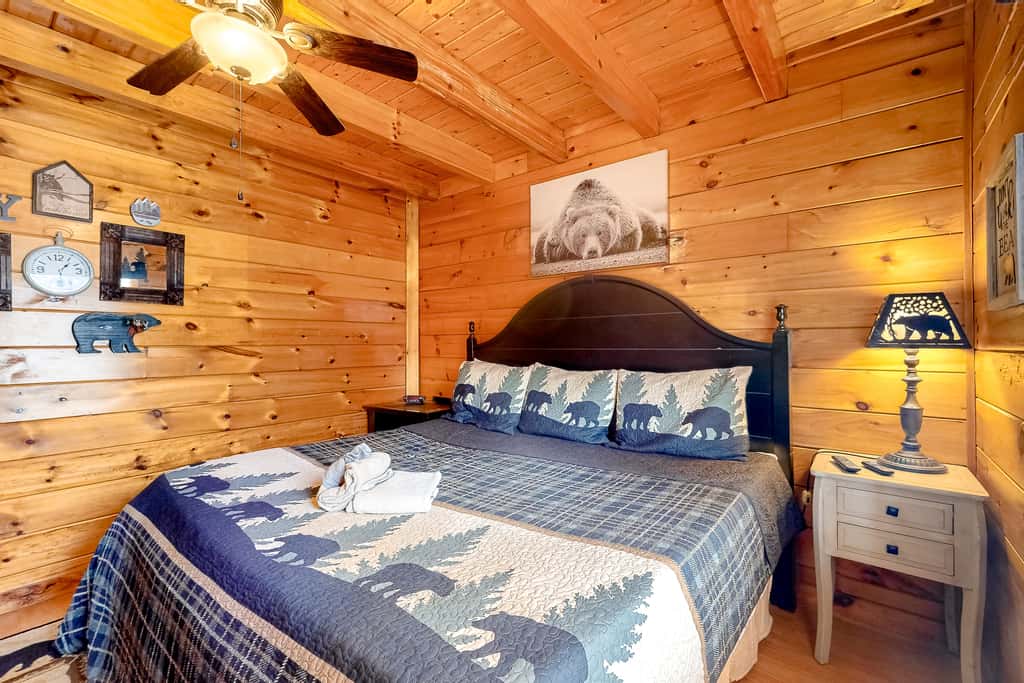3.5 Mi to DT Pigeon Forge・Dog Ok! Getaway・Hot Tub