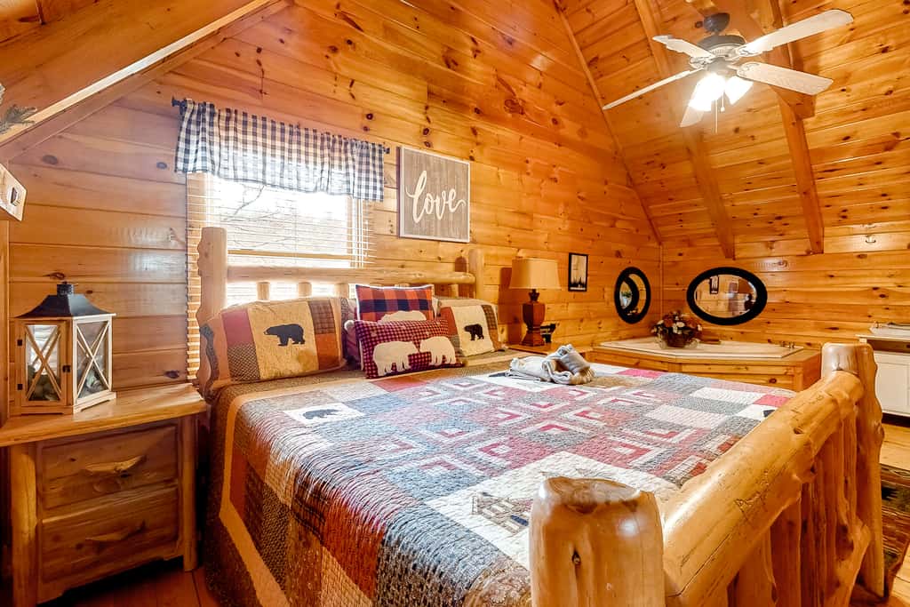 3.5 Mi to DT Pigeon Forge・Dog Ok! Getaway・Hot Tub