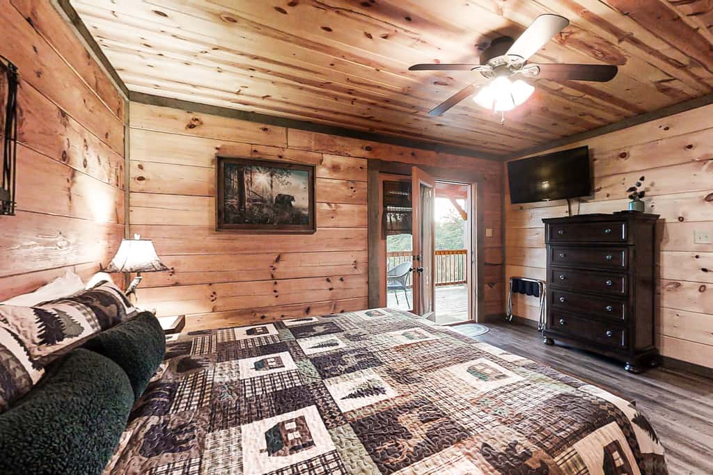 Wears Valley Retreat・Near Pigeon Forge・Firepit・Tub